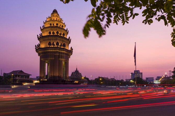Phnom Penh's Morning Market and Street Art Tour by Tuk tuk - Key things to know before booking