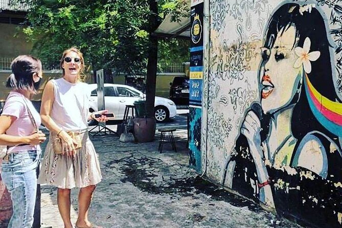 Phnom Penh's Morning Market and Street Art Tour by Tuk tuk - The guides make the difference