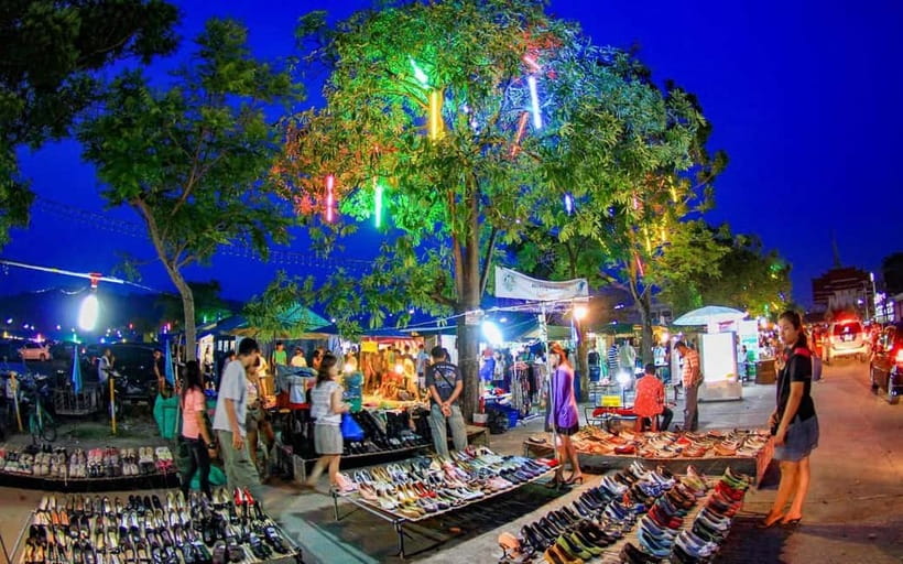Phuket City Tour & Scenic Viewpoints / Night Market - Karon Viewpoint and the coastal photo stop