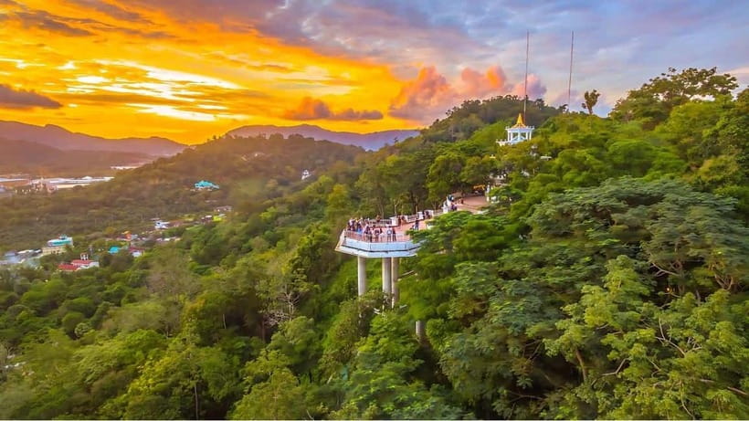 Phuket: Full Day City Tour with Night Market - Guides make the biggest difference