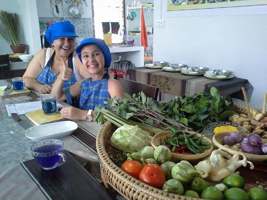 Phuket: Half Day Easy Thai Cooking Class & Local Market Tour - Who should book this Phuket cooking class?