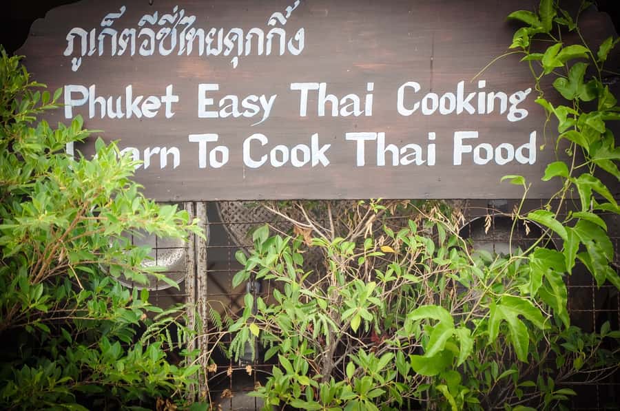 Phuket: Half Day Easy Thai Cooking Class & Local Market Tour - The practical value of the $68 price