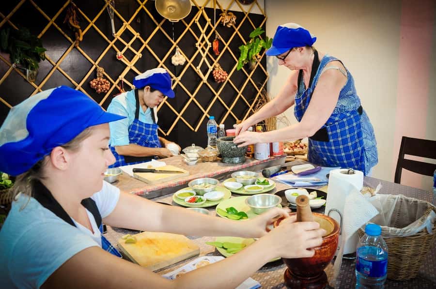 Phuket: Half Day Easy Thai Cooking Class & Local Market Tour - Transport and timing on Phuket roads
