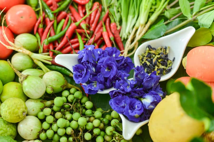 Phuket: Half Day Thai Cooking Experience with Market Tour - Small Group Size and Teaching Style