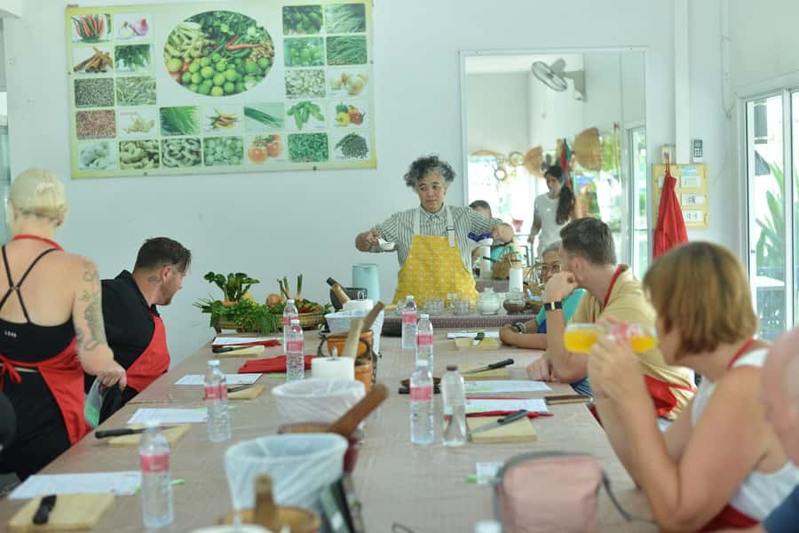 Phuket: Half Day Thai Cooking Experience with Market Tour - Booking Details That Matter