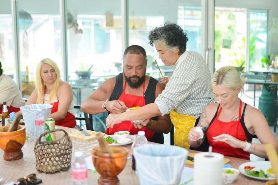 Phuket: Half Day Thai Cooking Experience with Market Tour - Choosing the Right Day and Session