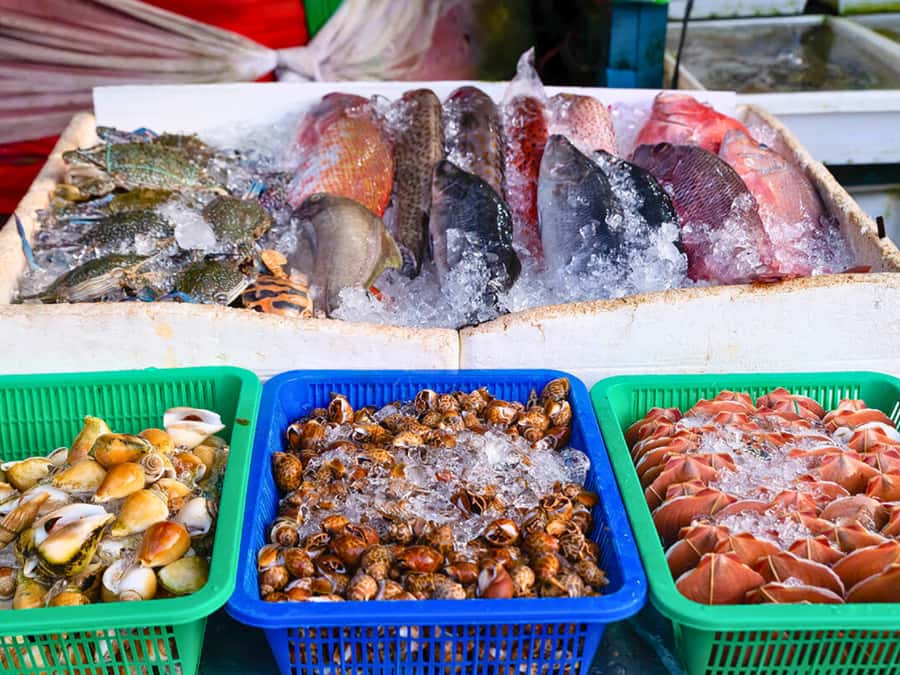 Phuket: Sunset View and Seafood Market Dinner Guided Tour - Why This Phuket Evening Works So Well