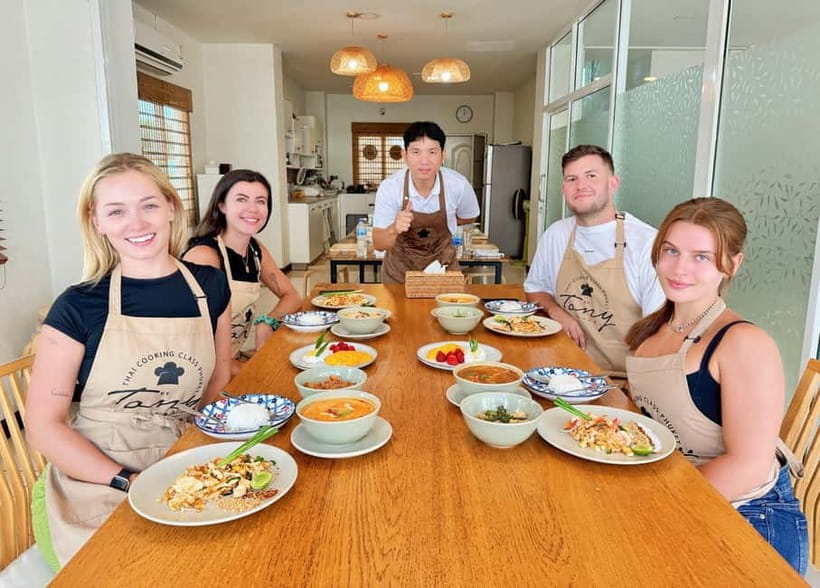 Phuket: Thai Cooking Class with 4 Dishes and Market Visit - Who will get the most from this class