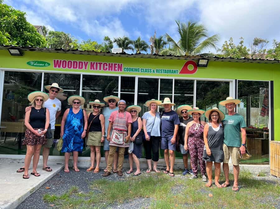 Phuket: Thai Cooking Class with Market Tour - Key points to know before booking