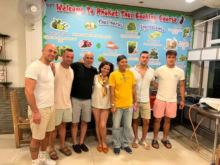 Phuket: Thai Cooking Class with Market Tour - Starting at Wooddy Kitchen in Phuket