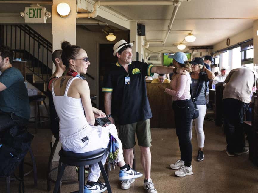 Pike Place Market: Meet the Market - Food and Fun Tour - Finding The Market’s Working Side