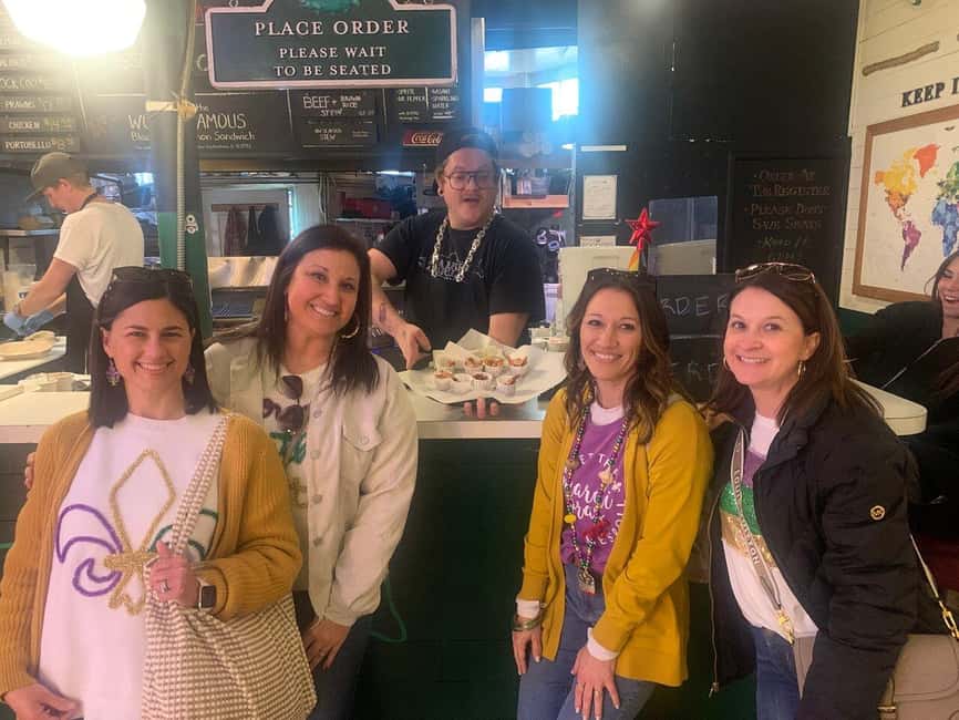 Pike Place Market: Meet the Market - Food and Fun Tour - The Famous Stops And The Less Obvious Ones