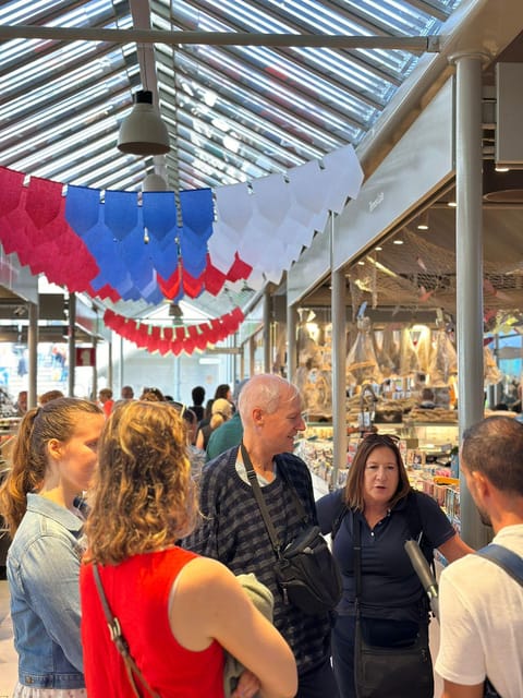 Porto: Local Market Tour & Cooking Class/Showcooking - Why the small group changes the experience