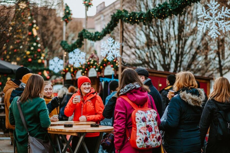 Prague: 2-3h Magical Christmas Markets Tour with Inclusions - A smaller market and a taste of local life