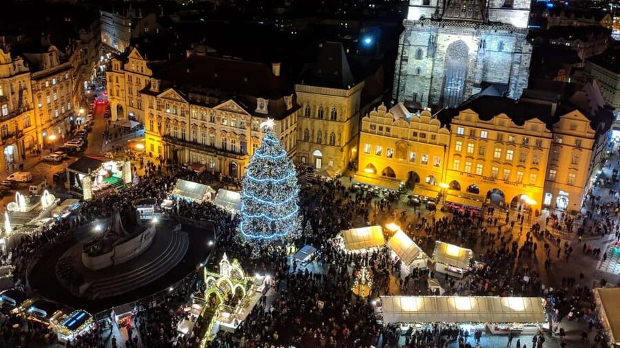 Prague: Private Christmas Markets and Landmarks Tour - Key points at a glance
