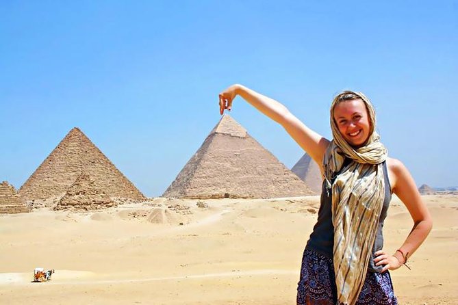Private 8 Hours Giza Pyramids, Egyptian Museum, and Bazaar from Cairo Airport - What the guide can add to the day