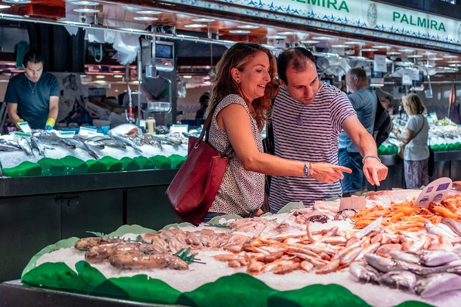 Private Barcelona's Favourite Markets Tour: 10 Tastings - The value of a private guide