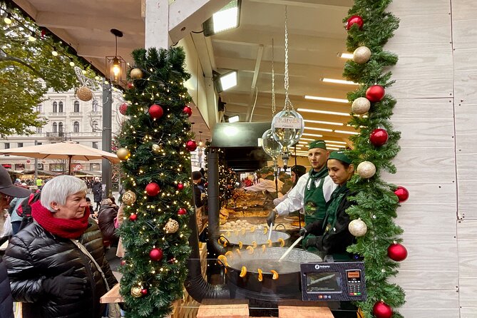 Private Budapest Christmas Market Tour with Chimney Cake & Mulled Wine - St. Stephen’s Basilica brings scale and history