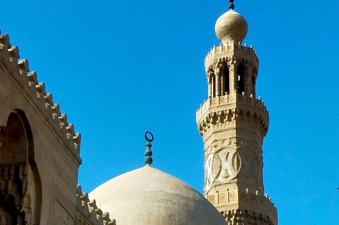 Private Cairo Best tour Pyramids ,Museum, Old Cairo and bazaar - Should you book it?