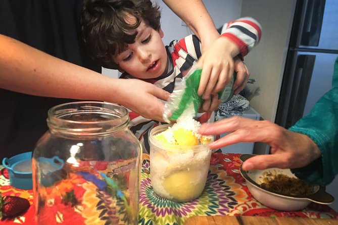 Private Casablanca Market Tour and Cooking Class with Chamsi - Starting with tea in Hay El Hana