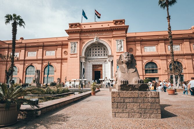 Private Day Tour of Giza Pyramids, Egyptian Museum, and Bazaar" - Why this private Cairo day works