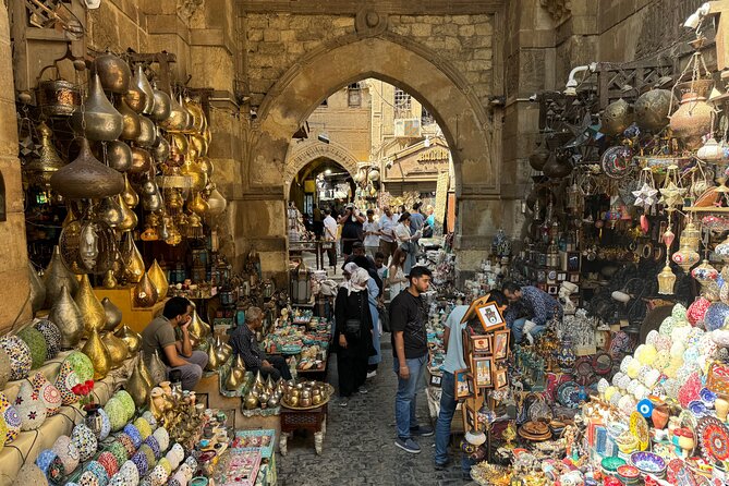 Private Day Tour of Pyramids, Egyptian Museum and Khalili Bazaar - Is $30 good value?