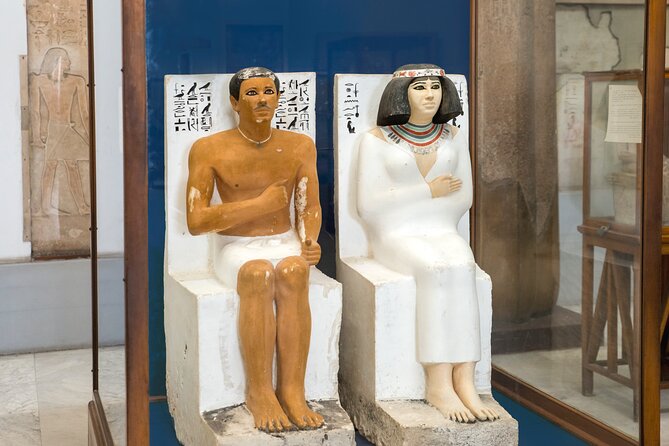 Private Day Tour of Pyramids, Egyptian Museum and Khalili Bazaar - What you gain from a private guide