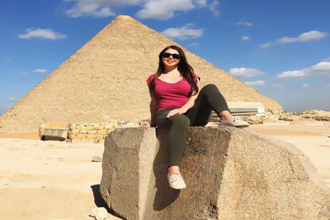 Private Day Tour to Giza pyramids Egyptian Museum Alabaster Mosque and Khan Market from Cairo - The Sphinx: a shorter stop with a different mood