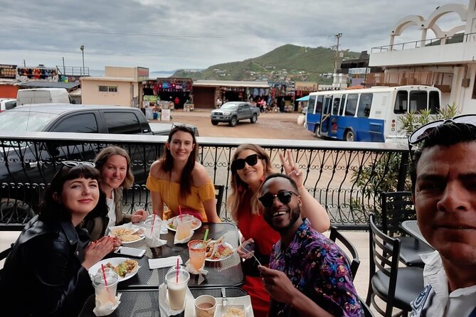 Private excursion to Bufadora and flea market - Meeting at the cruise port without guesswork