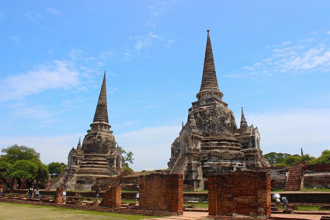 Private Floating Market and Historical Ayutthaya Sightseeing Tour - Damnoen Saduak by canal boat