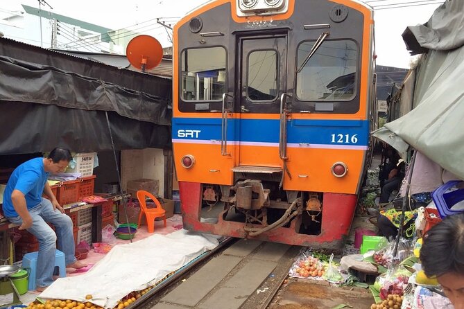 Private Floating Market and Maeklong Railway Market Day Tour - What to watch for at the market