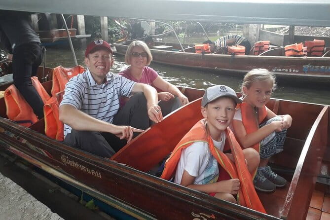 Private Floating Market & Maeklong Railway Tour from Bangkok - Leaving Bangkok in a private car
