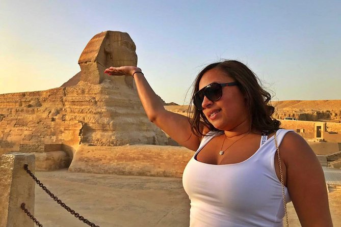 Private Full-Day Giza Pramids, Sphinx, Egyptian Museum& Bazaars From Cairo - Why a private vehicle matters in Cairo