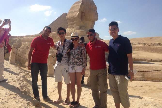 Private Full-Day Tour Visiting Giza Pyramids, Egyptian Museum and Old Market - Khan el-Khalili: a noisy, useful change of pace