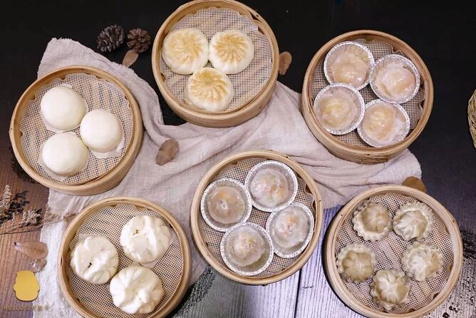 Private Guangzhou Food Tour Michelin Restaurant&Local Food Market - Modern Guangzhou at Huacheng Square