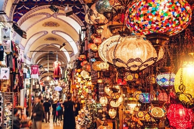 Private Guided Tour Hagia Sophia, Cistern, Topkapi and Bazaar - What the $59.74 price really covers