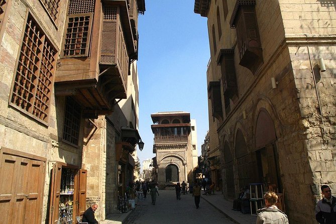 Private Guided Tour To Islamic Cairo & Bazaar - Al-Azhar Mosque and the Fatimid beginning of Cairo
