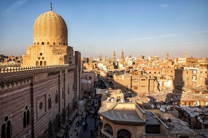 Private Guided Tour To Islamic Cairo & Bazaar - Al-Hussein Mosque and a living religious quarter