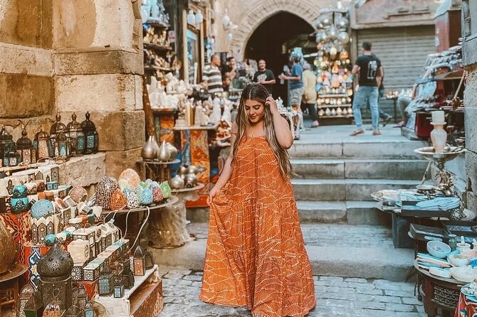 Private Half Day Tour Coptic Cairo and Khan El-Khalili Bazaar - The Hussein Mosque area and the ride back