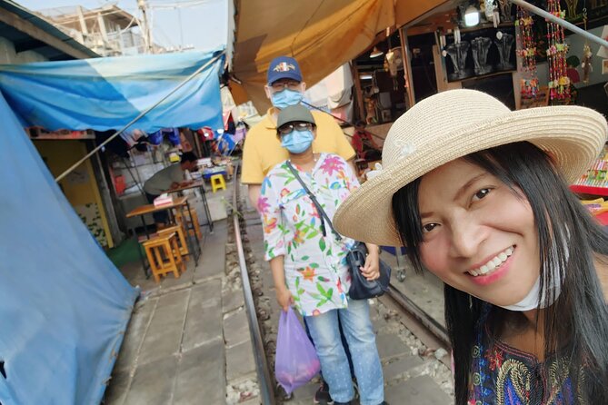 Private Maeklong Railway Market and Amphawa Day Tour from Bangkok - The afternoon-to-evening schedule