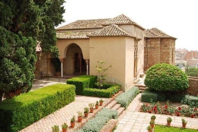 Private Malaga: Alcazaba, Museum, Market, Cathedral & Picasso - What the Private Format Changes