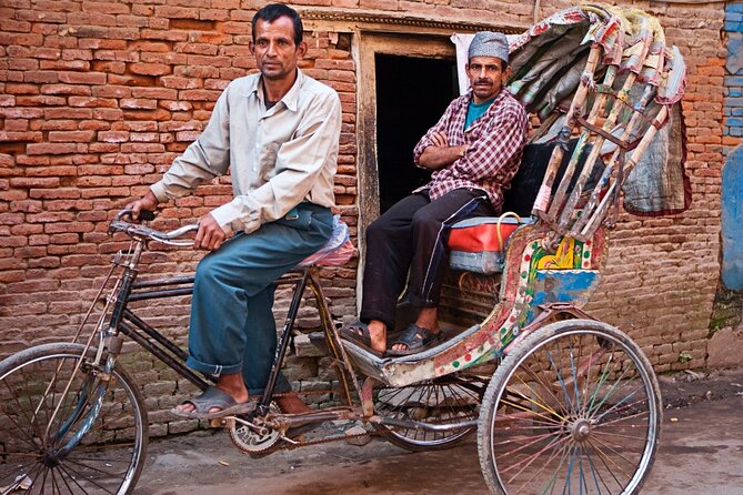 Private Old Delhi Markets and Temples Tour - Sri Digambar Jain Lal Mandir and the bird hospital
