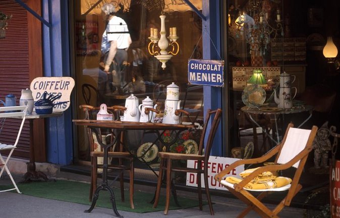 Private shopping tour at the Paris Antique Flea Market - Key points to know