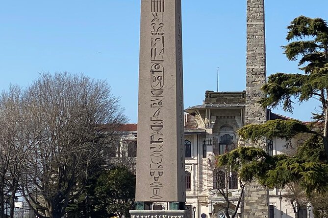 Private: Topkapi Palace, St. Sophia, Blue Mosque, Grand Bazaar, Hipodromme - Topkapi Palace: the day’s longest historic stop