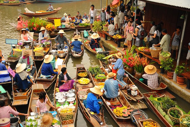 Private Tour: Amphawa Floating Market & Maeklong Railway Market - Maeklong Railway Market and the train through the stalls