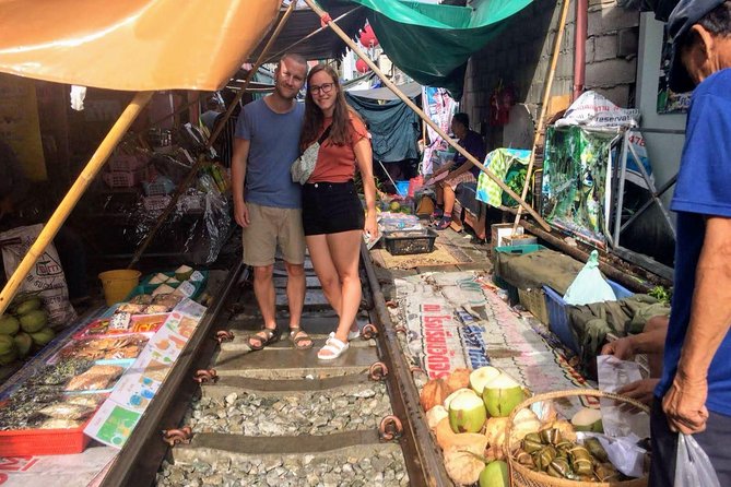 Private Tour: Amphawa Floating Market & Maeklong Railway Market - Who will get the most from this day