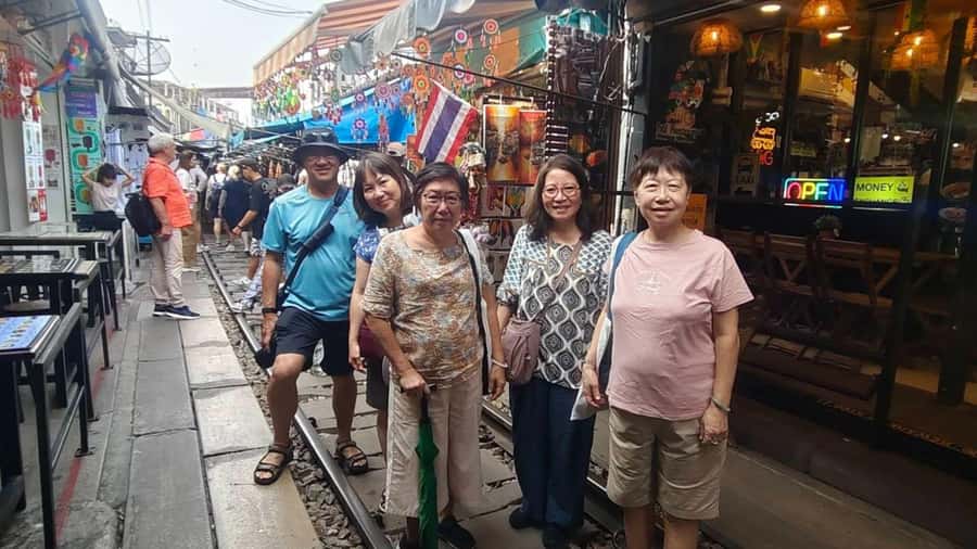 Private Tour from Bangkok: Railway & Floating Markets - Is the $123 price good value?