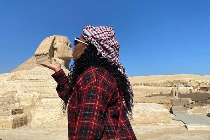 Private Tour Giza Pyramids, Egyptian Museum and local Bazaar from Giza or Cairo - Lunch, timing, and the value of a private guide