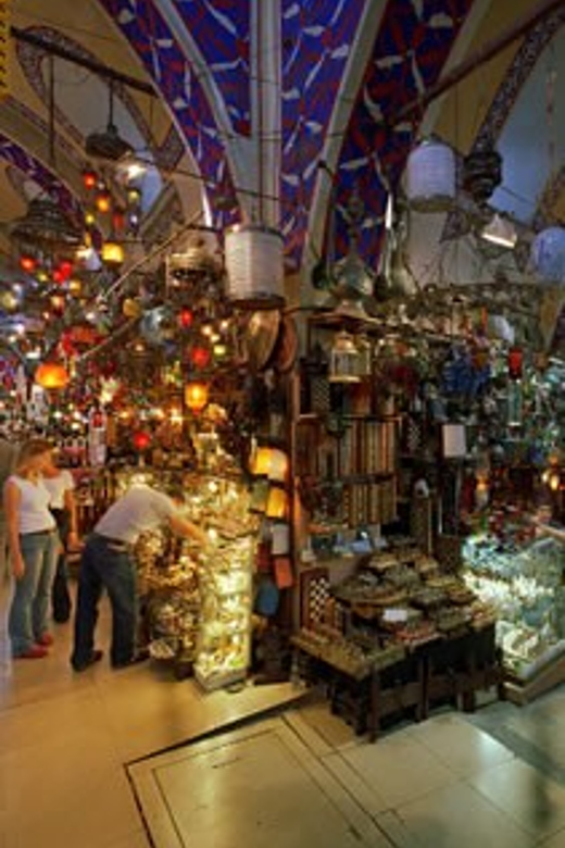 Private Tour of Istanbul: Hagia Sophia & Grand Bazaar & More - Blue Mosque brings color and quiet detail