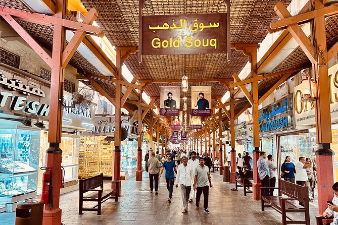 Private Tour Old Dubai Souks Creek and Abra Tour with Tastings - A short stop beside Dubai Creek